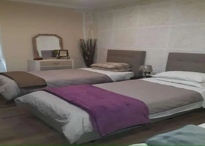 Charming Room In Peaceful Part Of Urban Valeta
