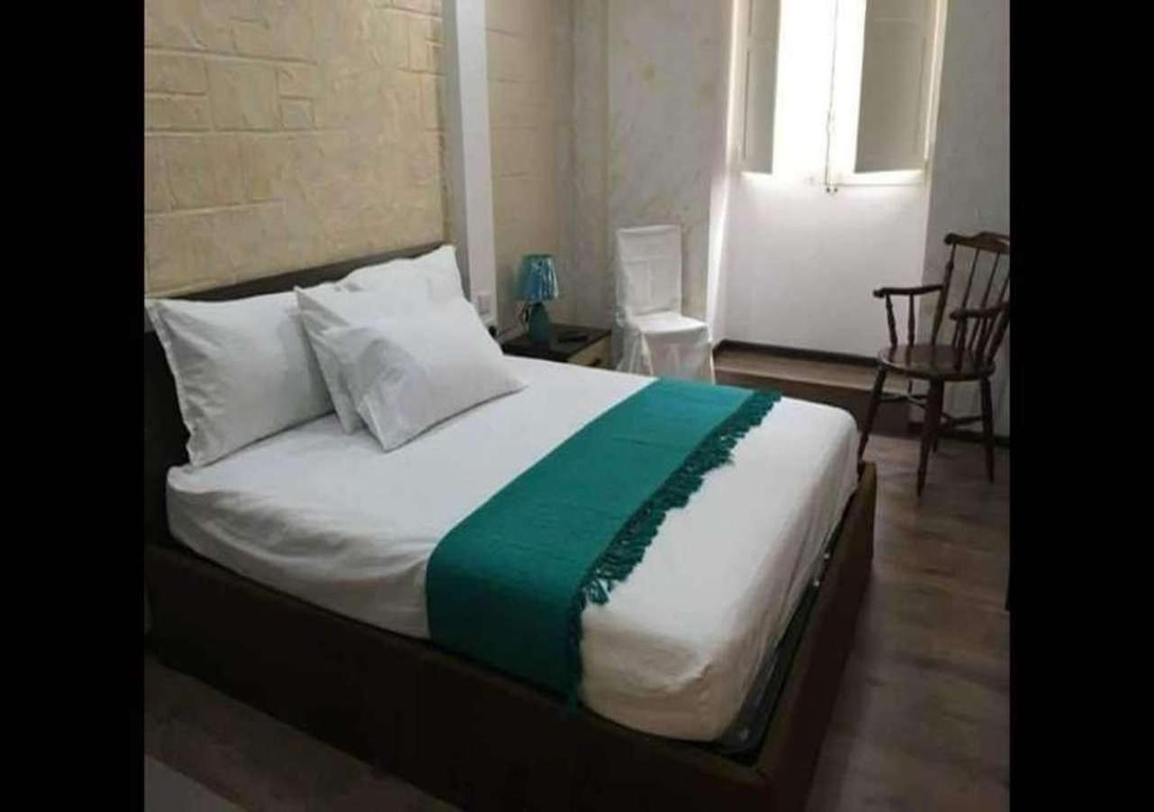 Charming In Peaceful Part Of Urban Valeta Msida